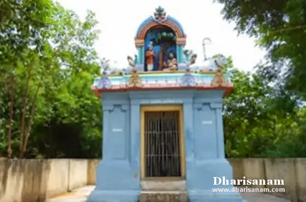 Photograph from the temple; the image file could not be opened, so it is not described