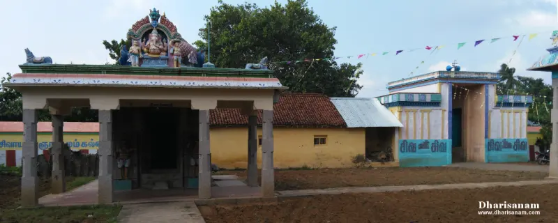 Small open shrine with Vinayakar on its roof, beside the temple entrance
